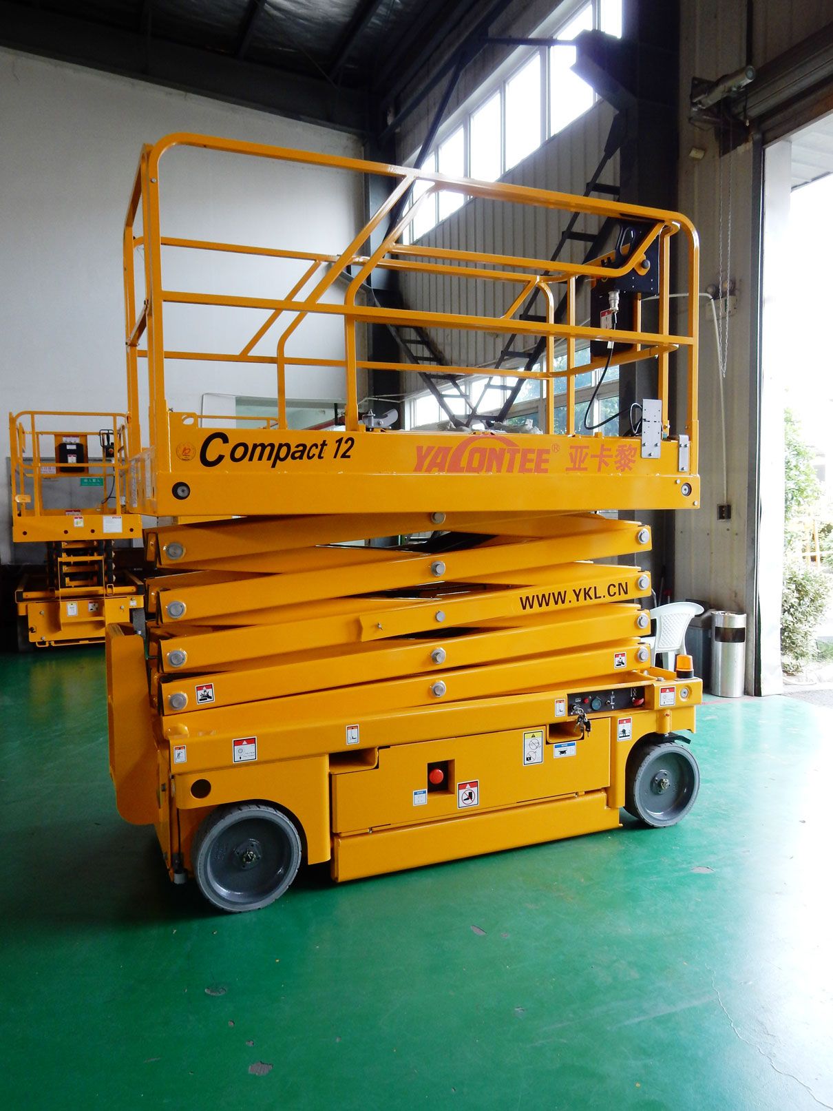 compact-12 compact-12