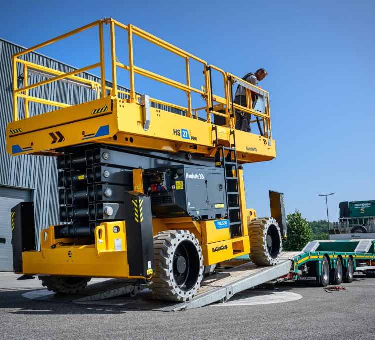 Haulotte推出全新純電動(dòng)越野剪叉式高空作業(yè)平臺HS21E及HS21E PRO
